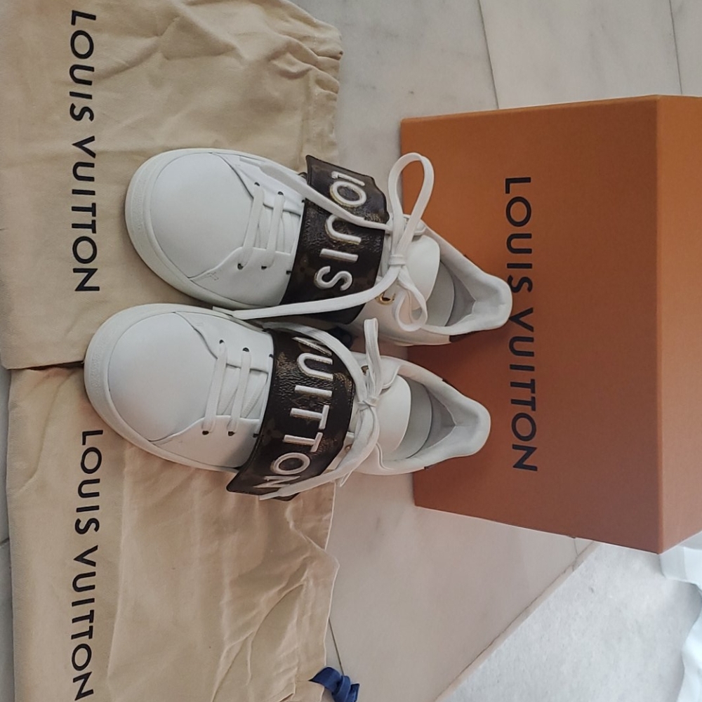 Loius Vuitton Frontrunner Sneaker - image 3